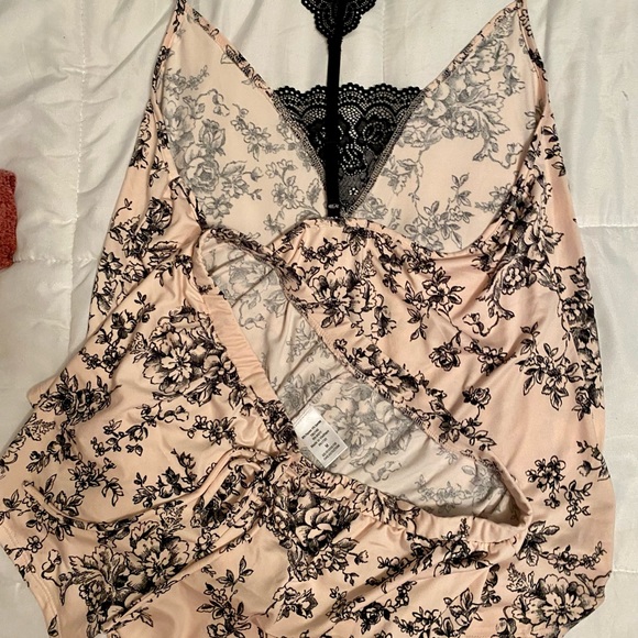 Halter T back & shorts sexy sleep set - Picture 7 of 10